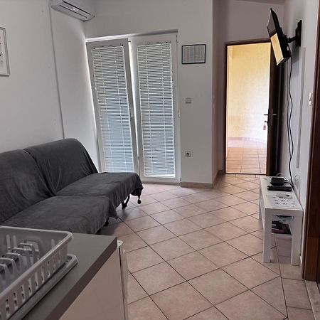 Apartmani Bruno Vrsi Exterior photo